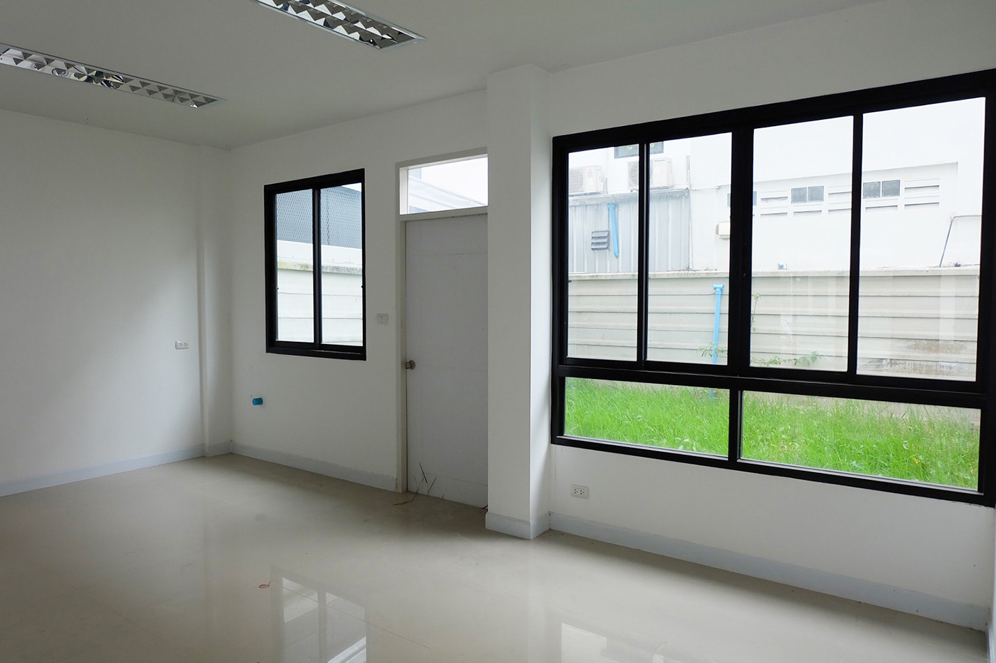 68381-ขายโฮมออฟฟิศ ถนนสายไหม ติดเอซีพลาซ่า กรุงเทพ