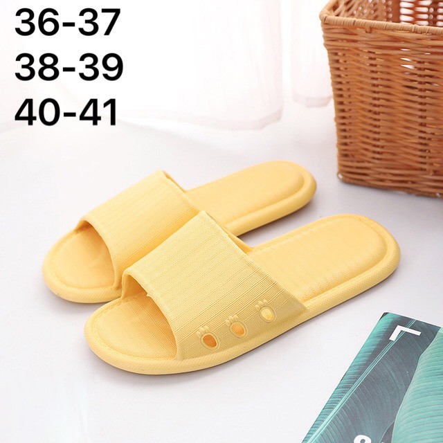 รองเท้าแตะ รองเท้ากันลื่น รองเท้าแตะ ใส่ในบ้าน และห้องน้ำ ทำจากยาง EVA เนื้อนิ่มมาก ใส่ได้ทั้งชายและหญิง