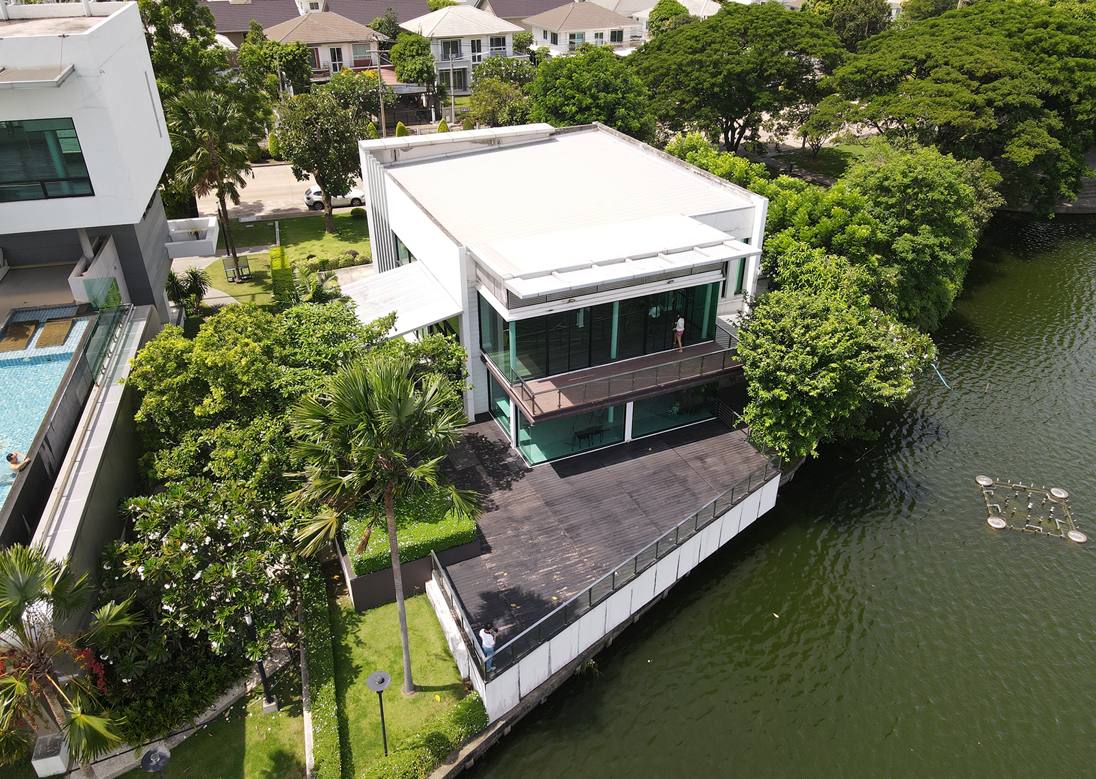 76952-ขาย บ้านริมทะเลสาป Perfect Masterpiece Lakeside รังสิต ปทุมธานี