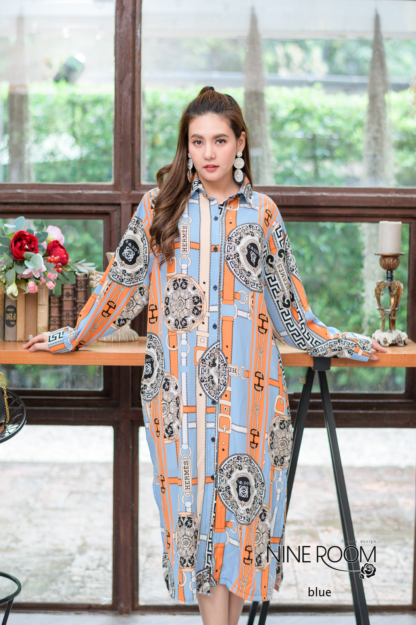 SaLe+++#Nine Room 14106 MAXI SHIRT - แม๊กซี่เชิ๊ตแขนยาวคอปก พร้อมสาบกระดุมยาวด้านหน้า ใช้ผ้าโพลี่ฯผสมซิลล์เกรดพรีเมี่ยม (PREMIUM POLY MIX SILK ) เนื้อผ้าดี ตัวผ้านุ่ม ไม่คัน มีความโดดเด่นด้วยงานพิมพ์ลายไฮแบรนด์ทั้งตัว มาพร้อมกระเป๋าข้างค่ะ •Color |3สี 1.