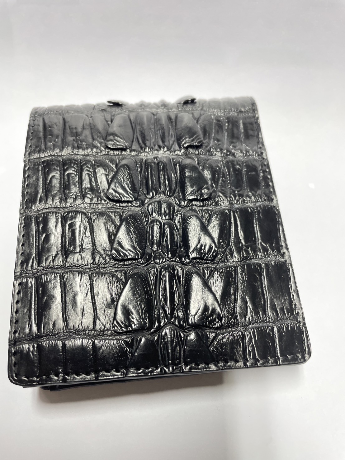 กระเป๋าหนังจระเข้แท้ (กระดูกหาง)