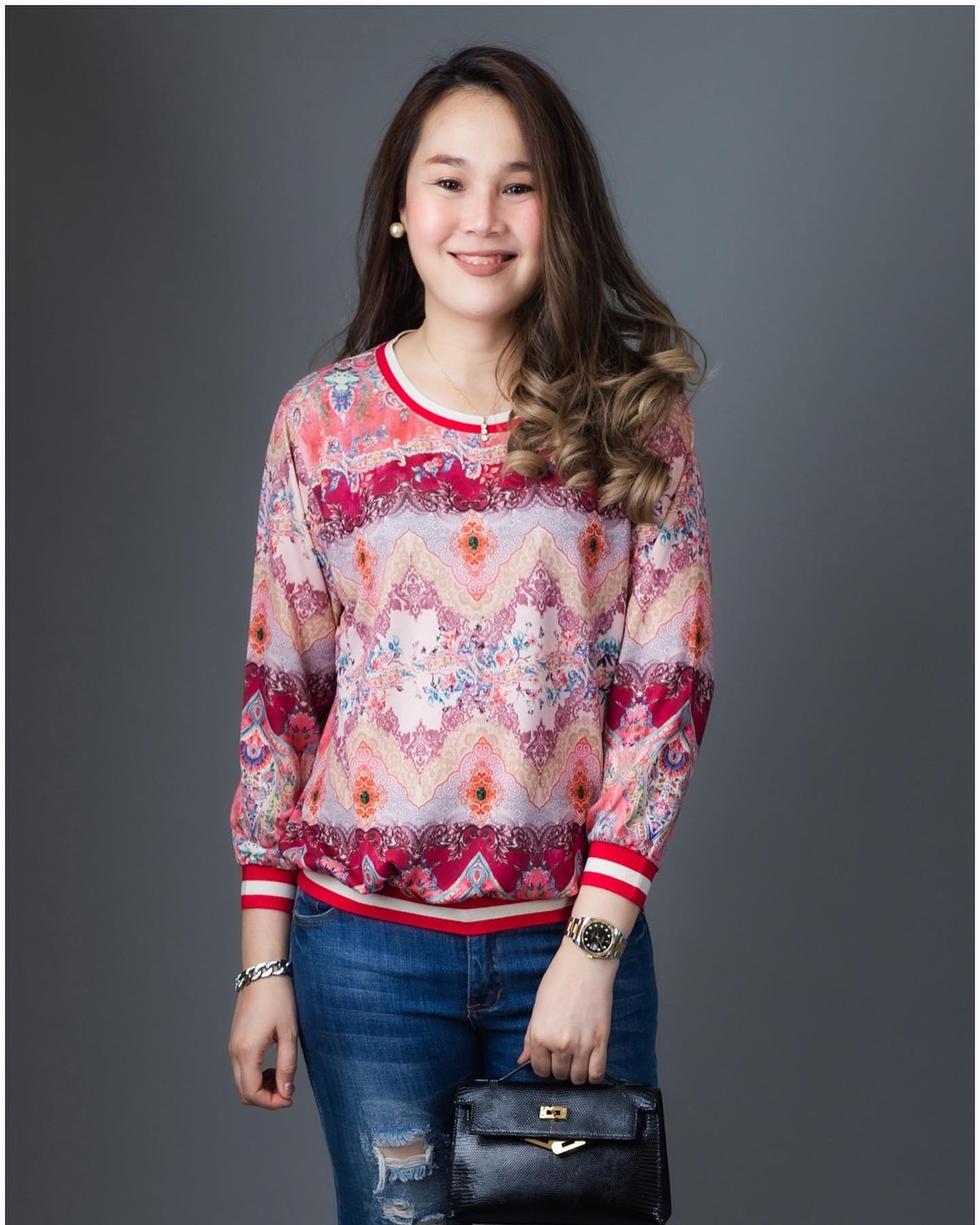 SaLe++ #Blueberry Nights B3672 เสื้อทีเชิ้ตแขนยาว GG ผ้าโพลีเอสเตอร์ผสมคอตต้อนเนื้อนุ่มยืดหยุ่นได้ดีเกรดพรีเมี่ยม ตัดเย็บสวยเนี้ยบสไตล์แบรนด์เนมสุดหรู ดีเทลพิมพ์ลายแบรนด์เนมสีคมชัดสวยเป๊ะ ♡เหมาะสำหรับสาวๆๆรอบอก(36-46)♡ ใส่สวยได้ทุกๆโอกาส หรู