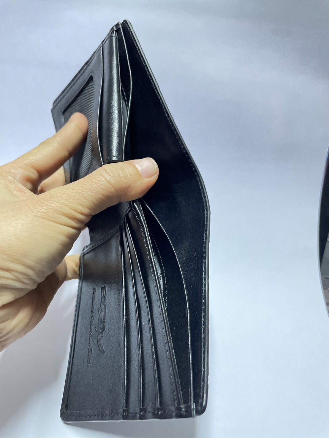 กระเป๋าหนังจระเข้แท้ (กระดูกหาง)