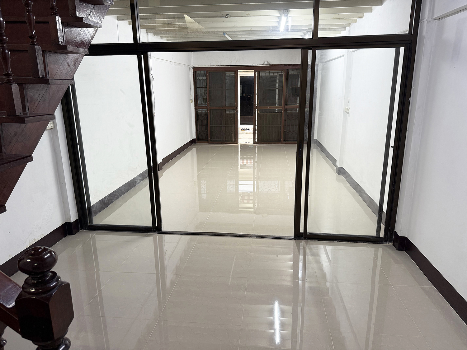 86366 ขายทาวน์เฮ้าส์พร้อมอยู่ ซอยพิบูลอุปถัมภ์ แขวงสามเสนนอก เขตห้วยขวาง กรุงเทพฯ