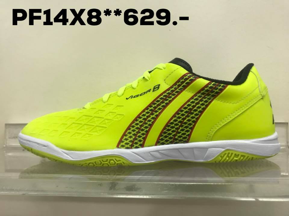 PAN รองเท้าฟุตซอล รหัส PF14X8 สีเขียวสะท้อนแสง เบอร์ 39-44