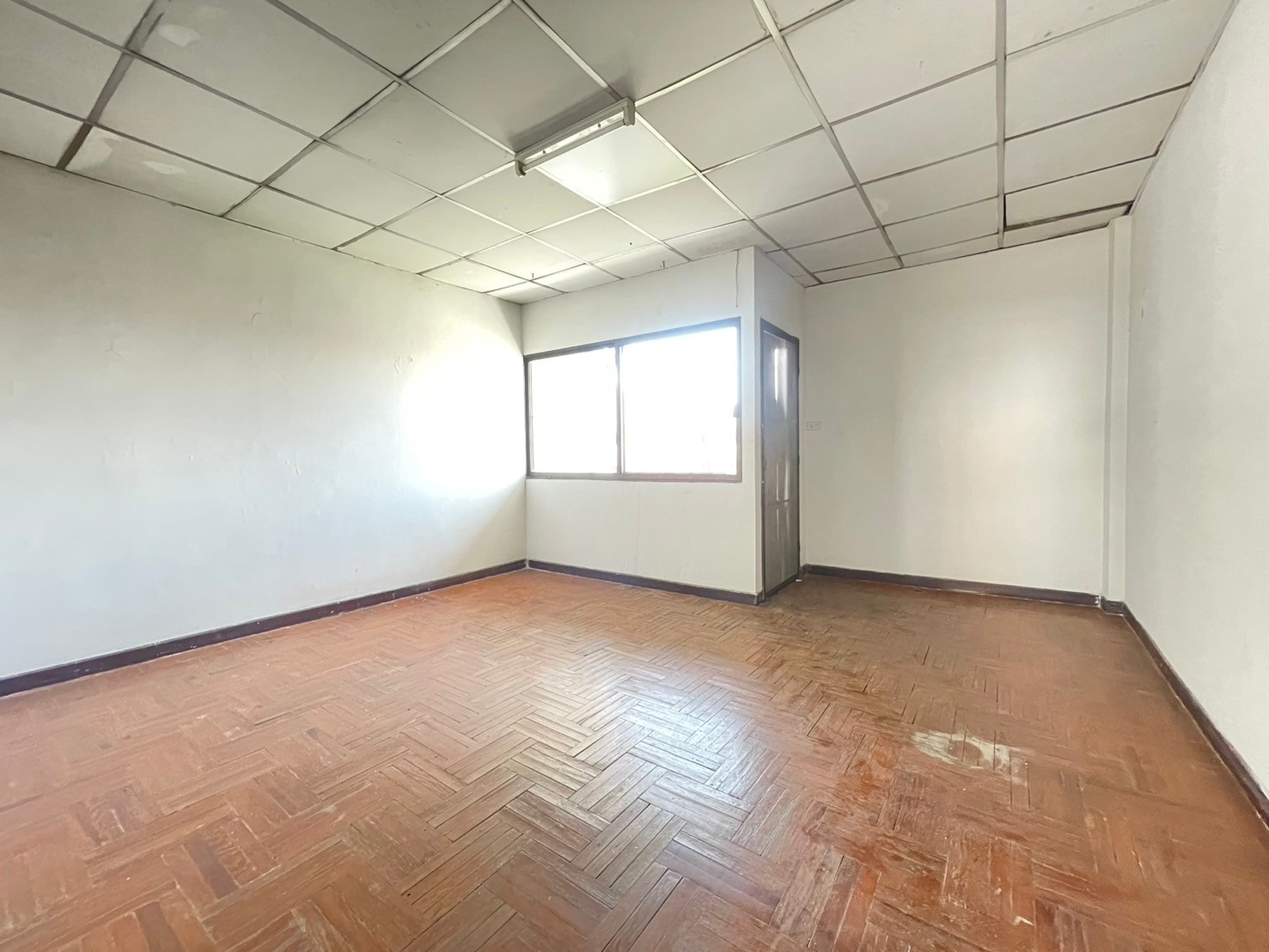 86318-ขายทาวน์โฮม ประชาชื่น 37 บางซื่อ กรุงเทพ