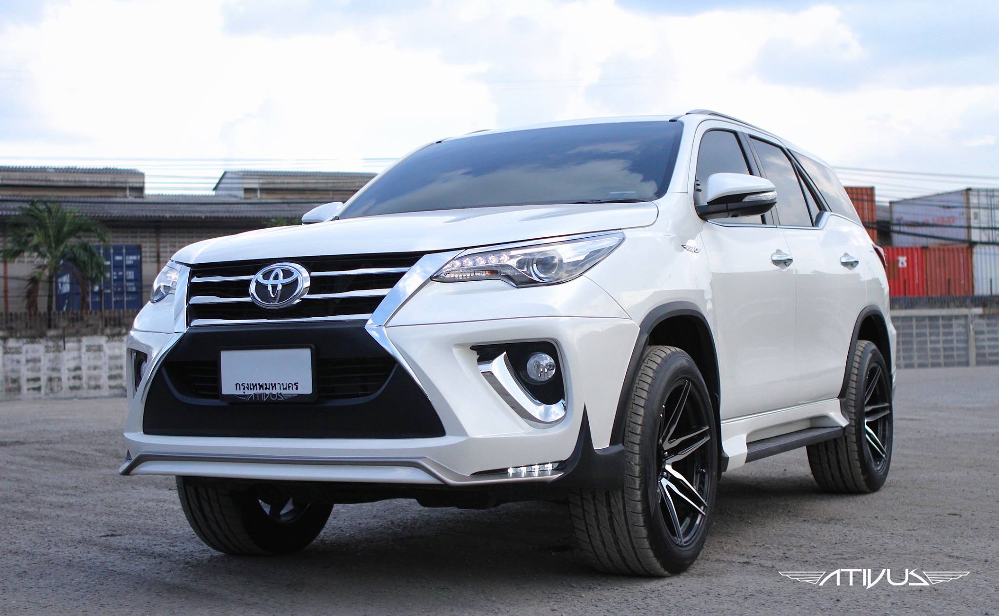 ชุดแต่งรถ สเกิร์ต-สปอยเลอร์ New Fortuner 2016 ทรง Ativus by OSR