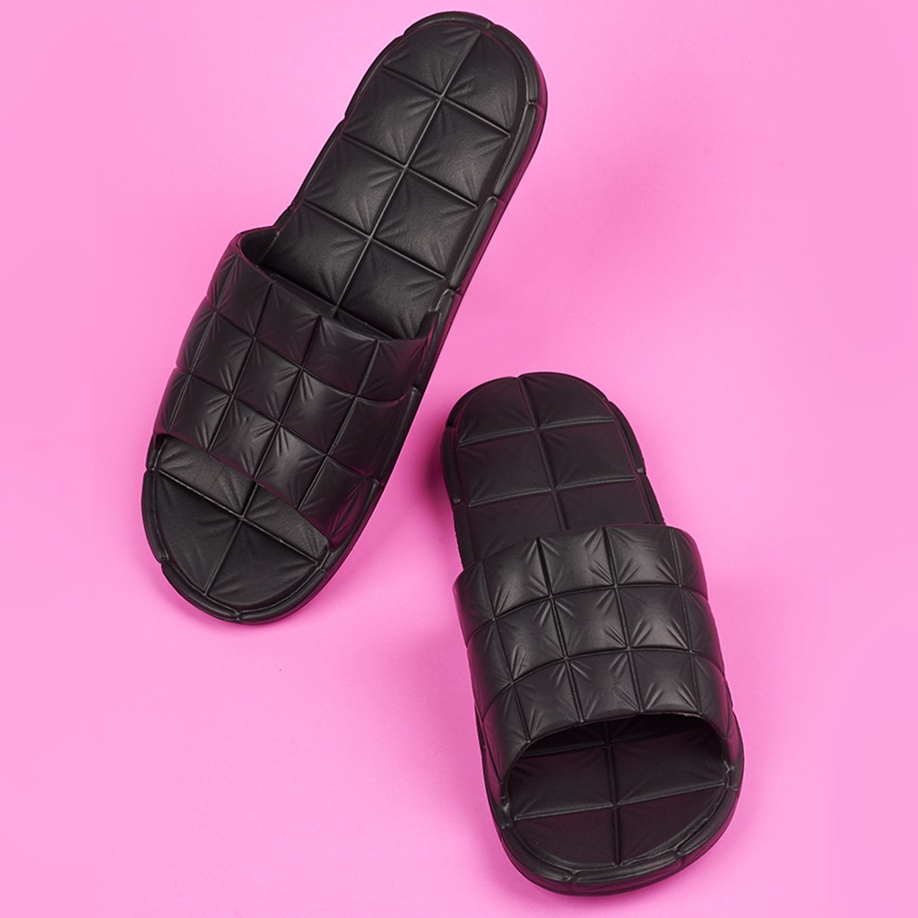 !!สินค้าขายดี!! รองเท้าแตะสลิปเปอร์ Indoor Slippers