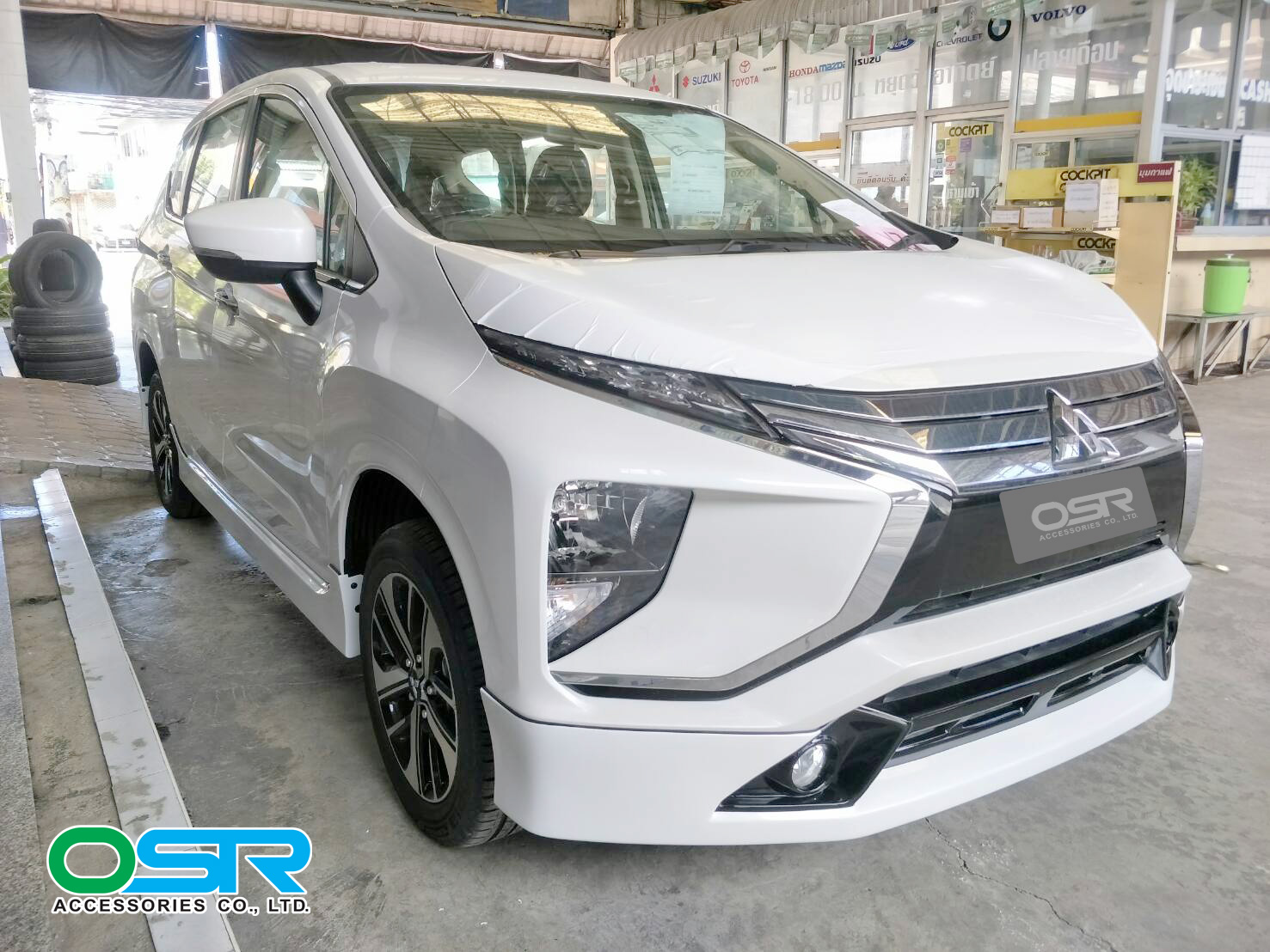 ชุดแต่งรถ-สเกิร์ต-อุปกรณ์แต่งรถ Mitsubishi Xpander ทรง OEM By OSR
