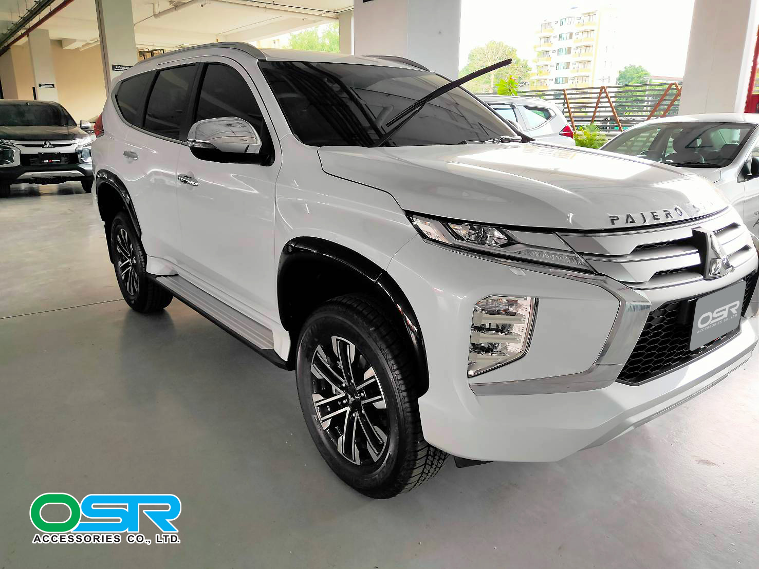 ชุดแต่งรถ-สเกิร์ต-อุปกรณ์แต่งรถ New Mitsubishi Pajero Sport 2020 ทรงศูนย์ (OEM) By OSR