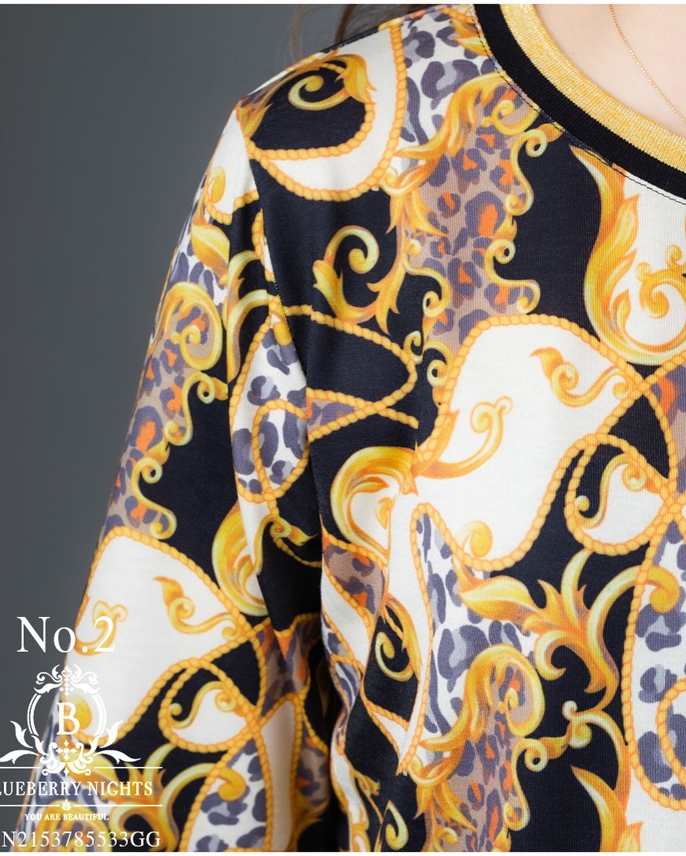 SaLe++ #Blueberry Nights B3672 เสื้อทีเชิ้ตแขนยาว GG ผ้าโพลีเอสเตอร์ผสมคอตต้อนเนื้อนุ่มยืดหยุ่นได้ดีเกรดพรีเมี่ยม ตัดเย็บสวยเนี้ยบสไตล์แบรนด์เนมสุดหรู ดีเทลพิมพ์ลายแบรนด์เนมสีคมชัดสวยเป๊ะ ♡เหมาะสำหรับสาวๆๆรอบอก(36-46)♡ ใส่สวยได้ทุกๆโอกาส หรู