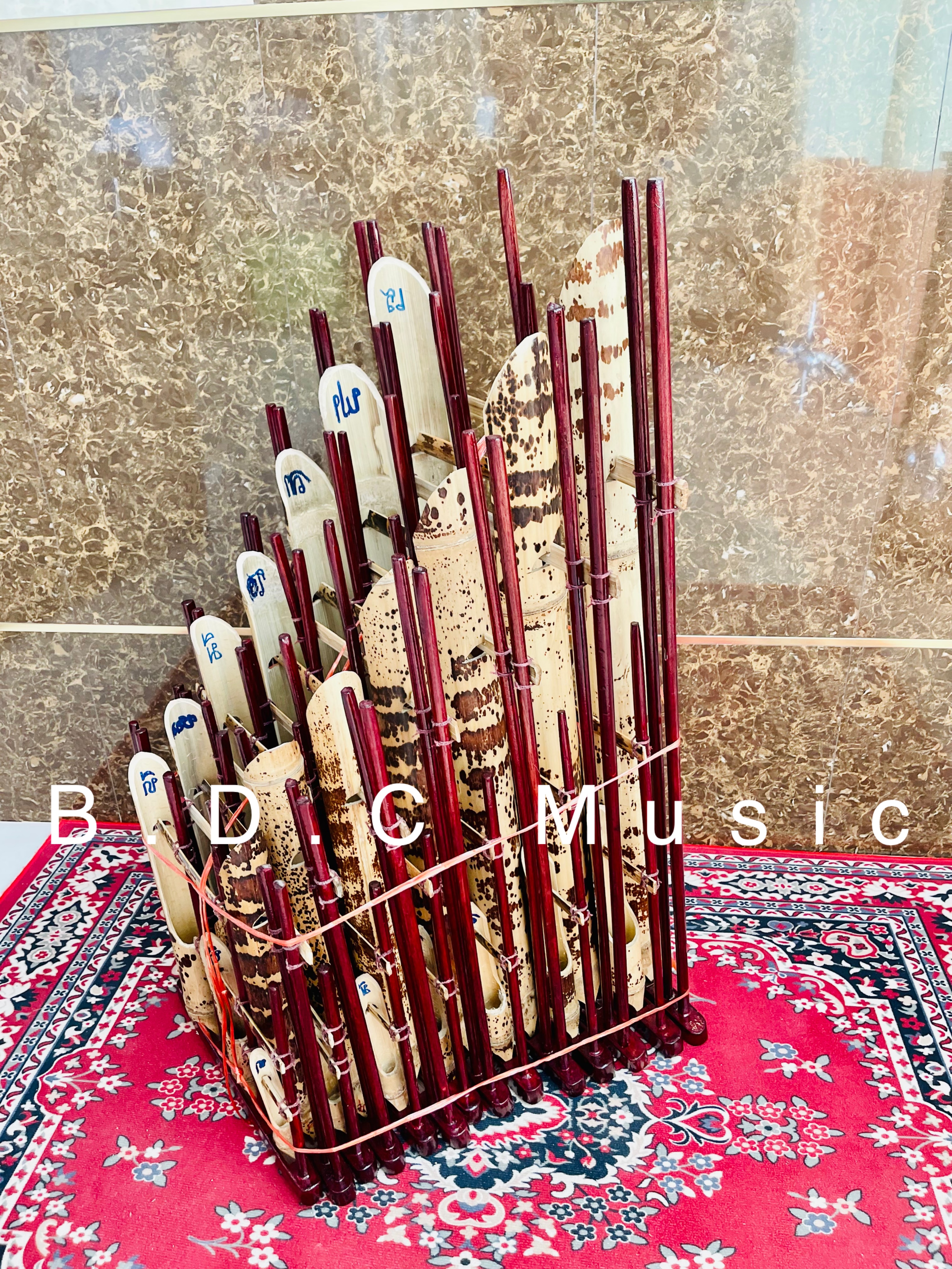 อังกะลุง ราคา 7,390 - 7,990 - 8,500สนใจติดต่อ Line: @bdc_music โทร. 086-2032849