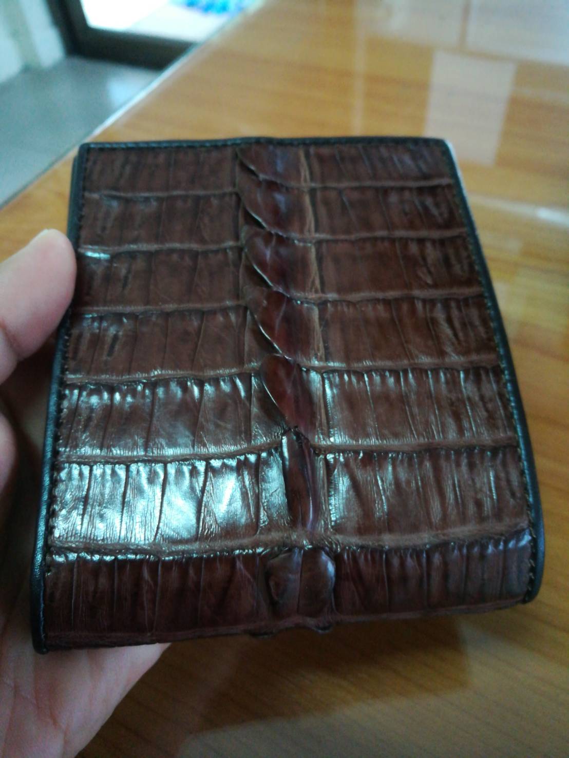 กระเป๋าหนังจระเข้แท้(กระดูกหาง)