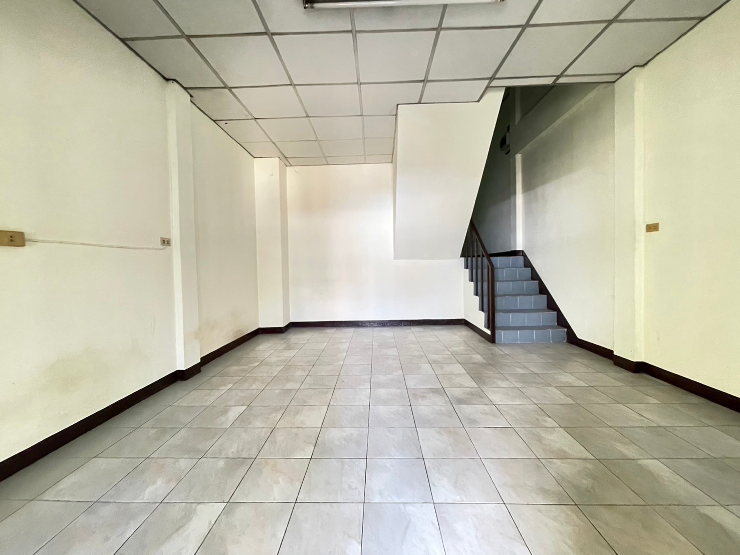 86318-ขายทาวน์โฮม ประชาชื่น 37 บางซื่อ กรุงเทพ