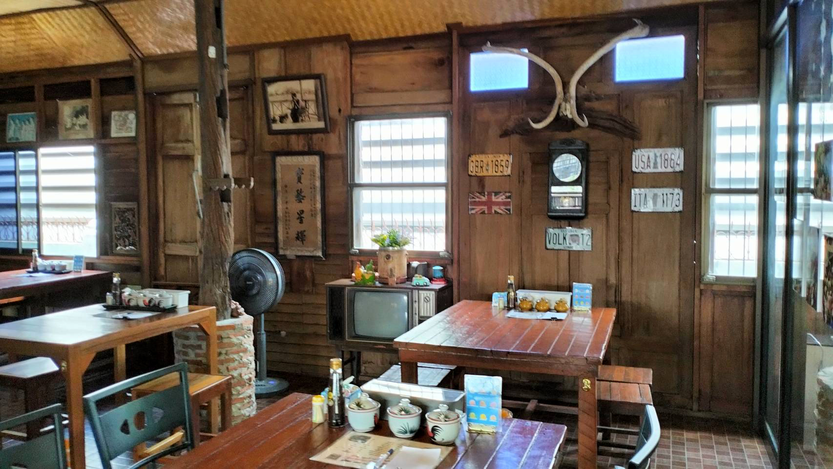 81551-ขายที่ดินพร้อมอาคาร อำเภอเมือง จังหวัดลพบุรี