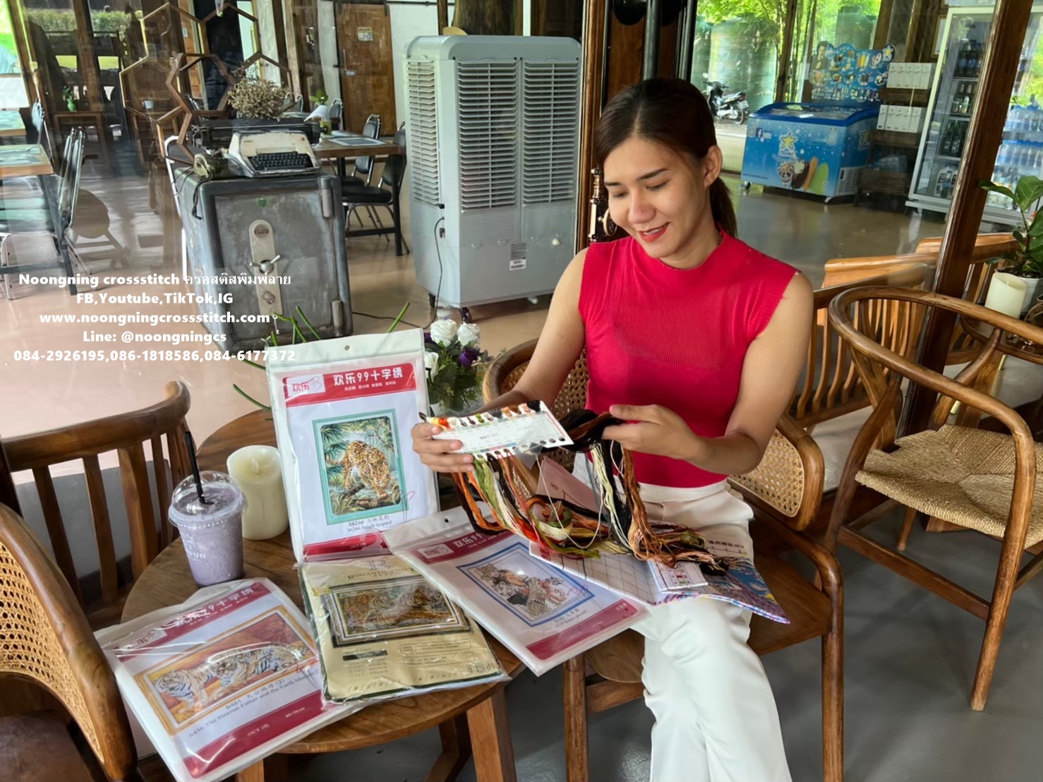 แจกันดอกไม้ สวยงาม ชุดปักครอสติช พิมพ์ลาย ครอสติสจีน งานฝีมือ DIY