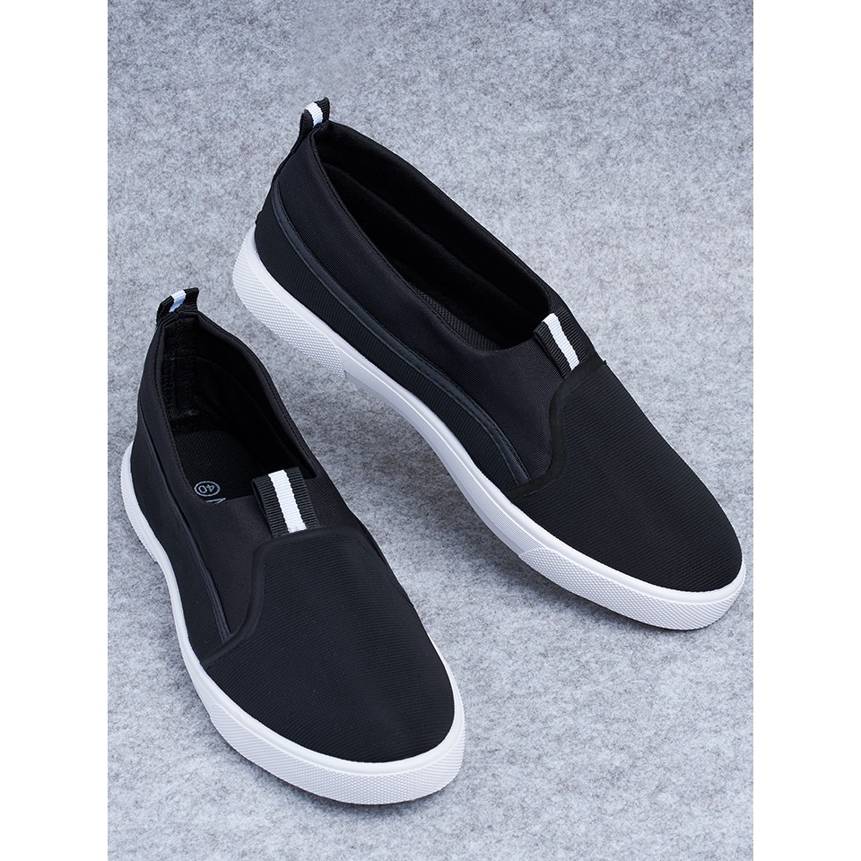 !!สินค้าขายดี!! รองเท้าผ้าใบ รองเท้าแฟชั่น รองเท้า Slip-On รองเท้าผู้ชาย NEAT Black Slip-on Shoes