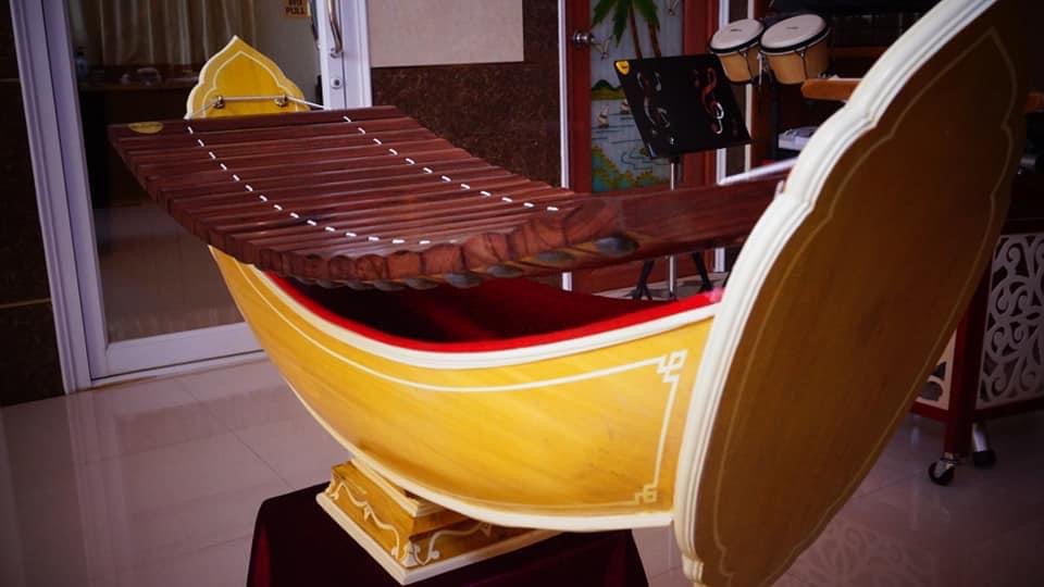 ระนาดพร้อมผืนไม้ชิงชัน-ระนาดเอกไม้ชิงชัน ราคา 9,000 - 9,900 - 12,000฿ สั่งสินค้า Line:@bdc_musicโทร 086-2032849