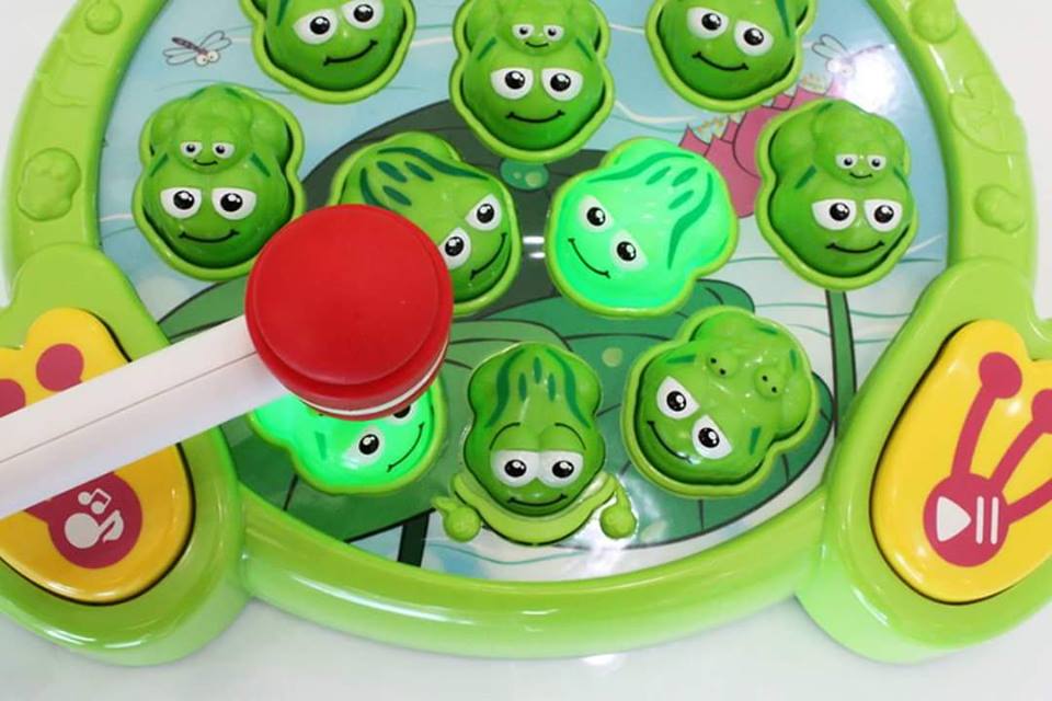 ของเล่นเสริมพัฒนาการเกมส์ตีกบเสริมพัฒนาการ Super Frog Game