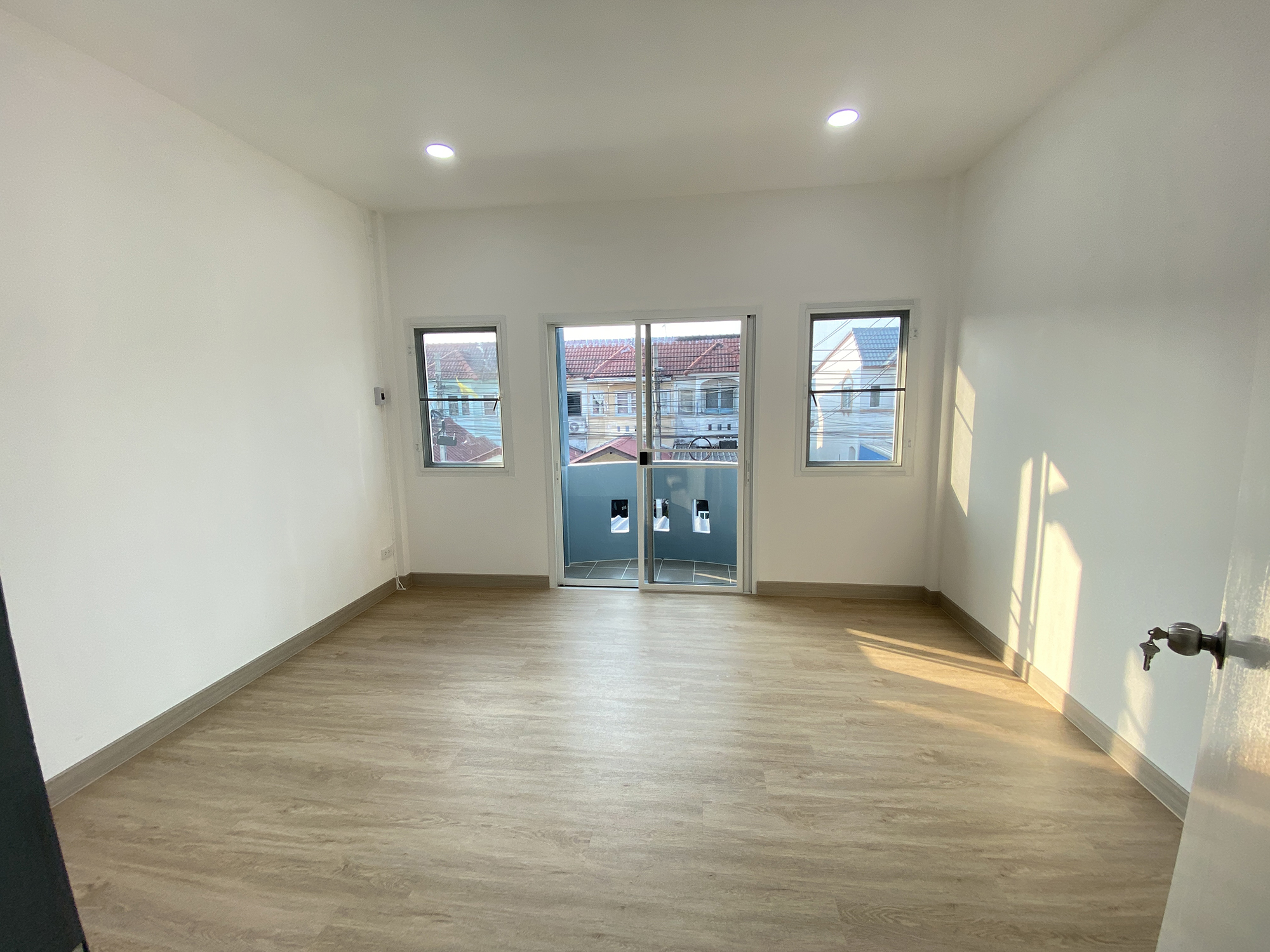 83451-ขายทาวน์เฮ้าส์ เอเชียโฮมทาวน์ 2 บางกรวย-ไทรน้อย นนทบุรี