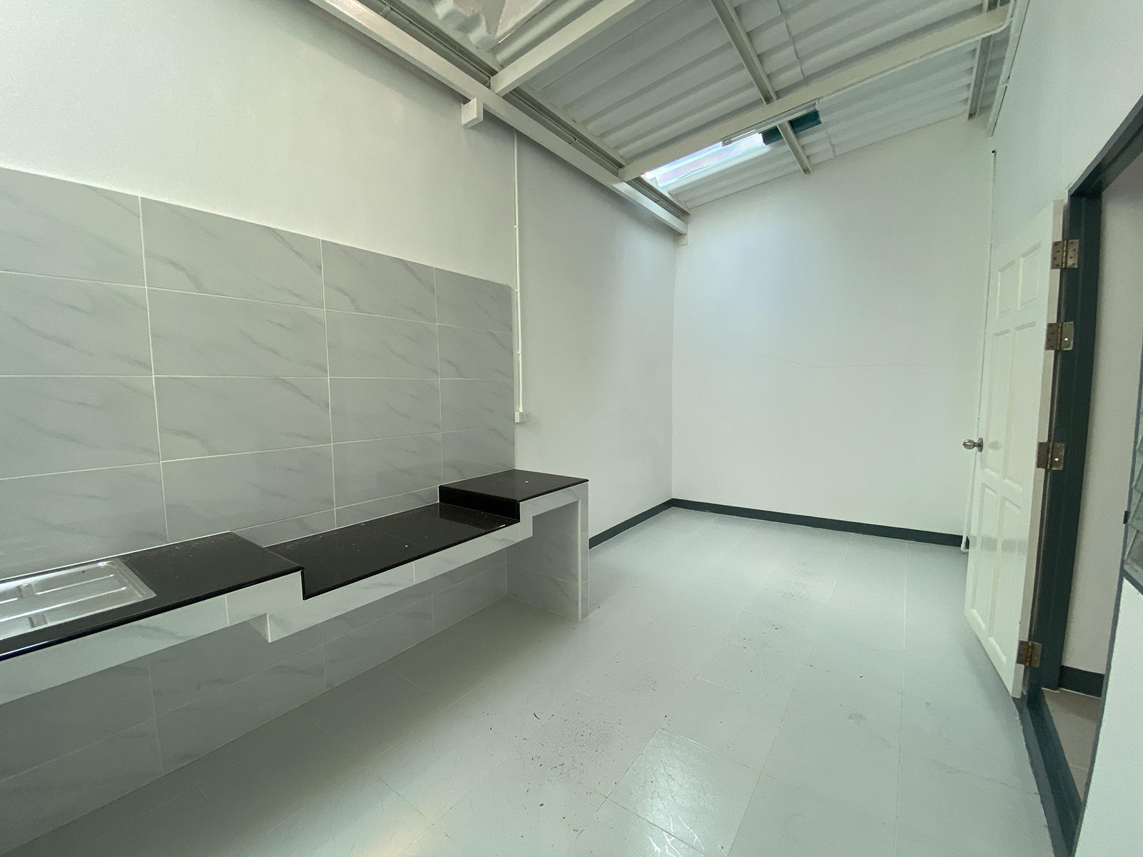 81583-ขายทาวน์โฮม หมู่บ้านเปี่ยมสุข บางเดื่อ ปทุมธานี