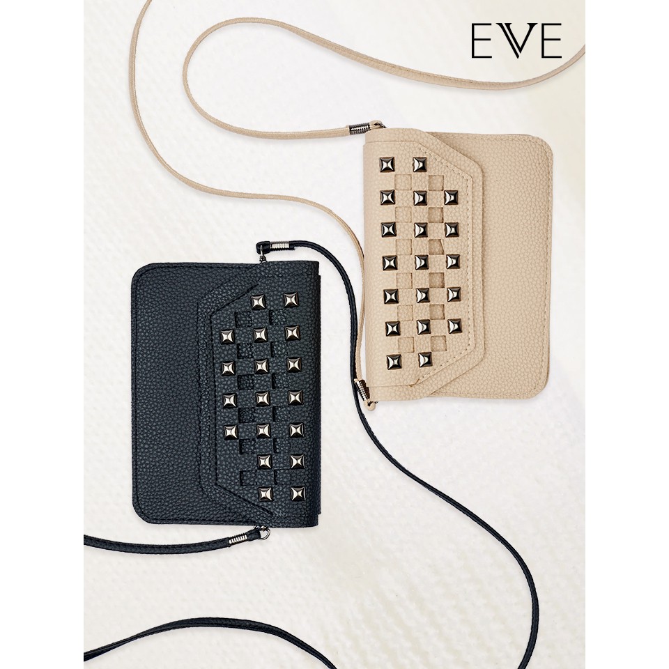 !!สินค้าขายดี!! EVE กระเป๋าสะพายไหล่แต่งหมุด กระเป๋าสะพายแฟชั่น EVE Studs Clutch