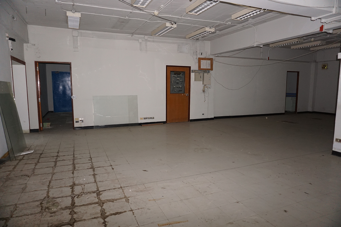 83460-ขายที่ดินพร้อมอาคารสำนักงาน ถนนโรจนะ ซอยวัดคานหาม อยุธยา