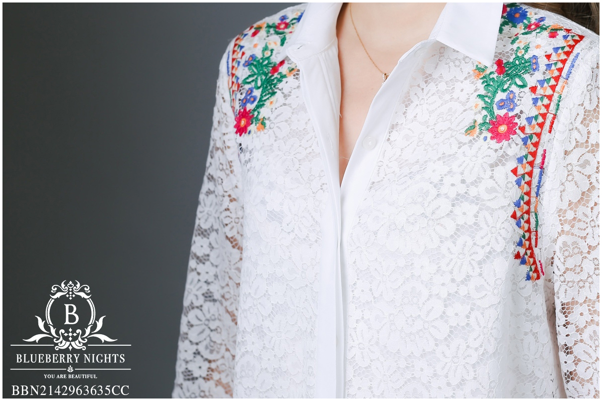 SaLe++#Blueberry Nights B3668 NEW เสื้อเชิ้ตลูกไม้อิตาลีปักลายดอกไม้ ผ้าลูกไม้อิตาลีเกรดพรีเมี่ยมเนื้อนุ่มเบาใส่สบายมากค่ะ แพทเทิร์นเสื้อเชิ้ตกระดุมหน้ายาวตลอด ดีเทลด้านหน้าปักดิ้นลายดอกไม้สวยหรูค่ะ มีซับในทั้งตัว ♡เหมาะสำหรับสาวๆรอบอก(36-44)ɦ