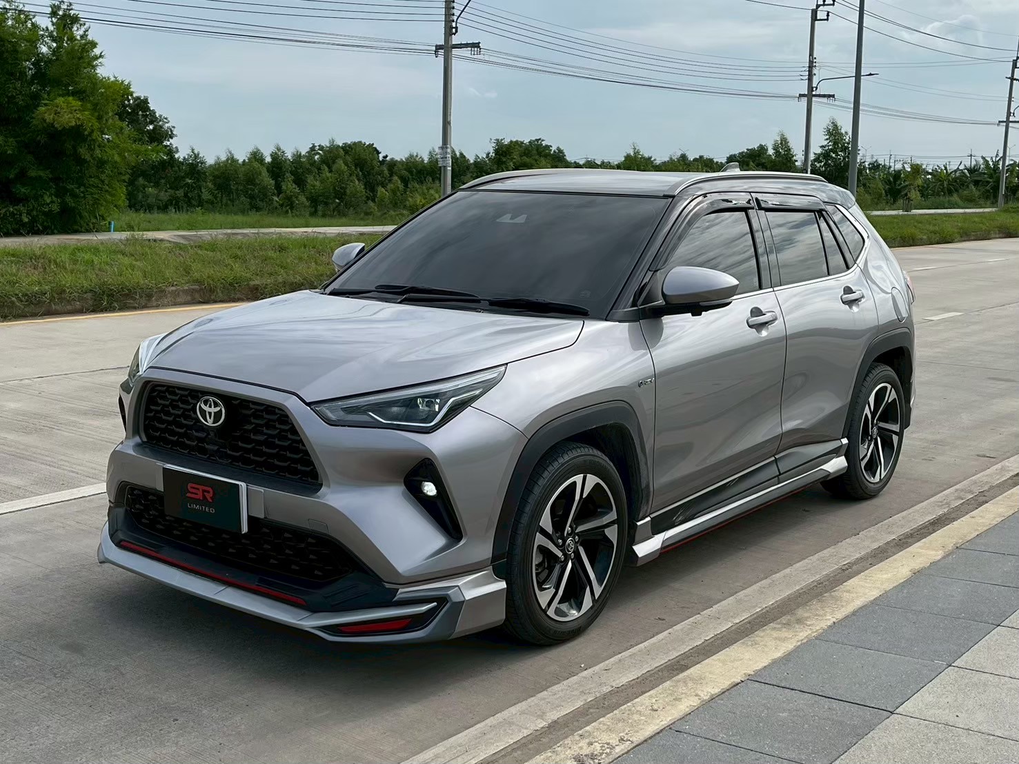 ชุดแต่งรถ-สเกิร์ต-อุปกรณ์แต่งรถ New Toyota Yaris Cross 2023-2024