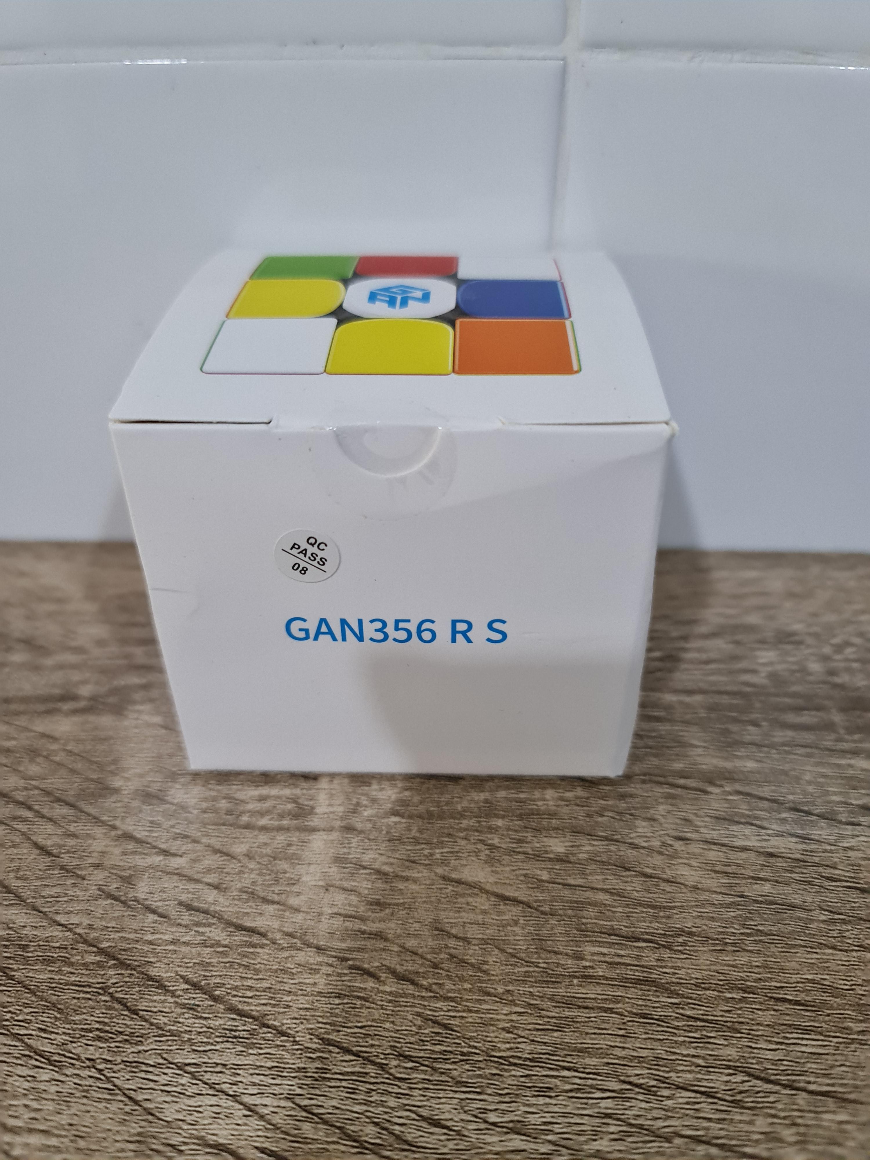 Gan 356 RS รูบิคแม่เหล็ก