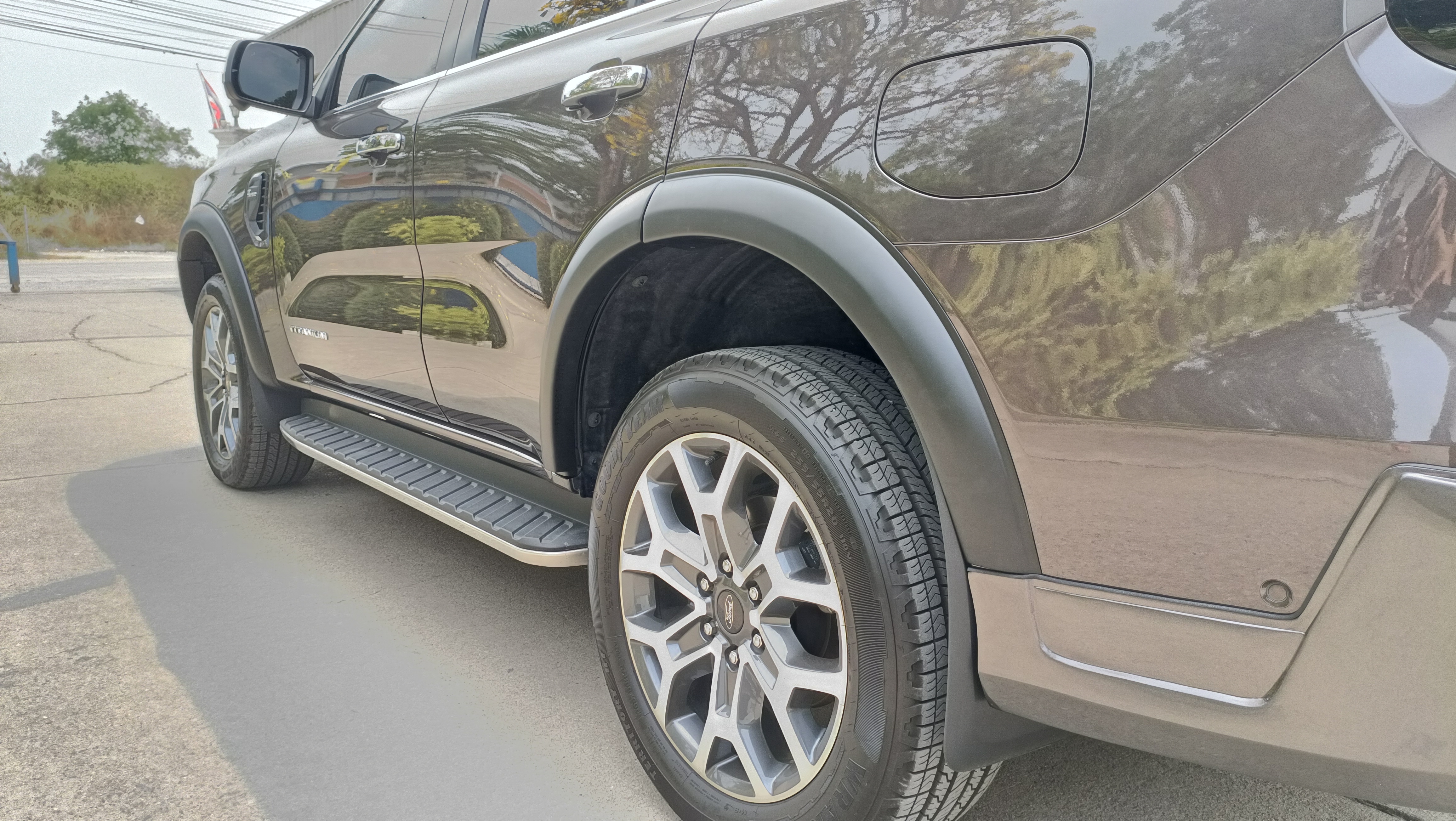 ชุดแต่งรถ-สเกิร์ต-อุปกรณ์แต่งรถ Ford Everest 2022 2023 2024 Next-Gen ทรง SR-Limited