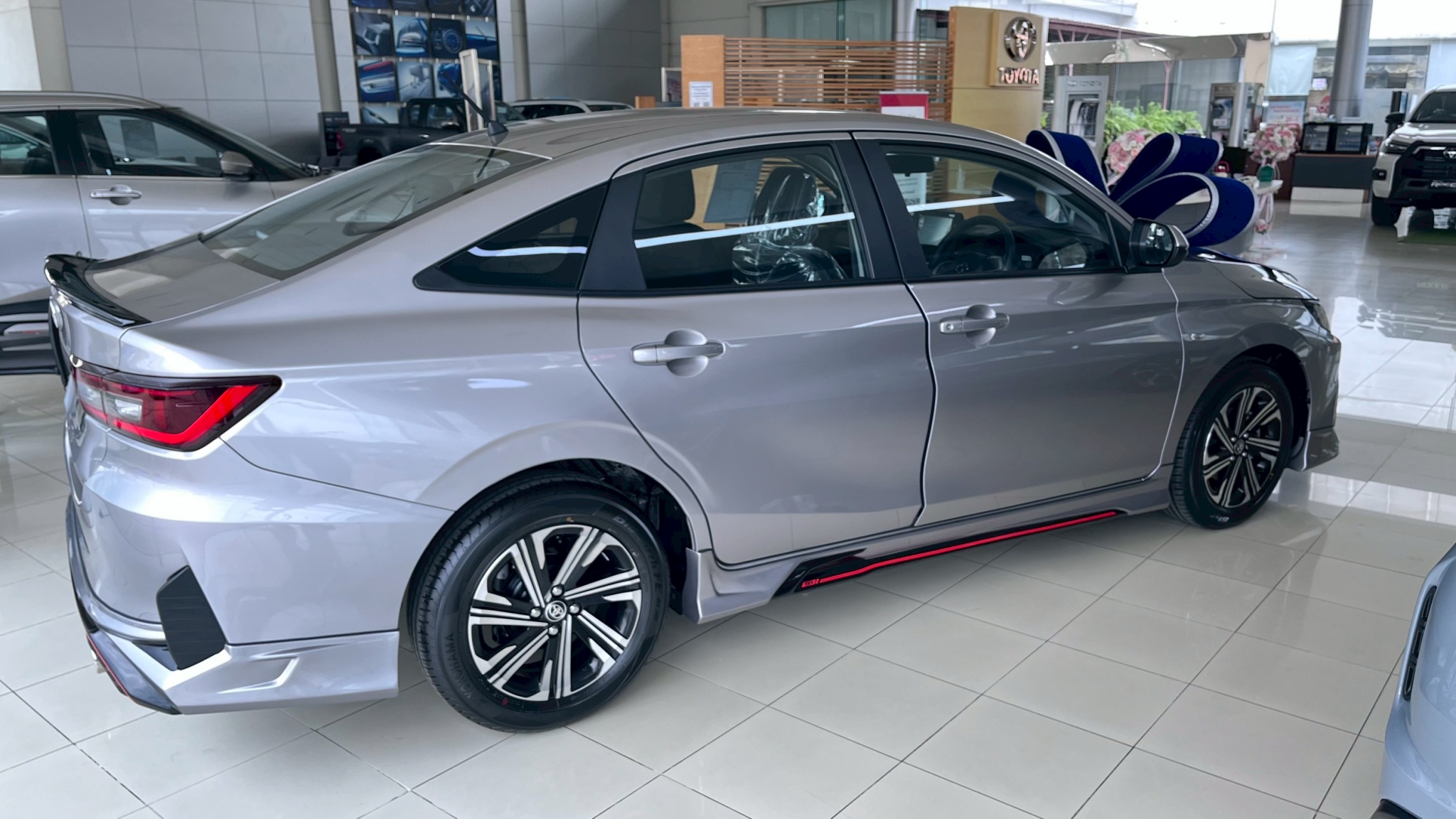 ชุดแต่งรถ-สเกิร์ต-สปอยเลอร์ Toyota New Yaris Ativ 2022 2023 2024