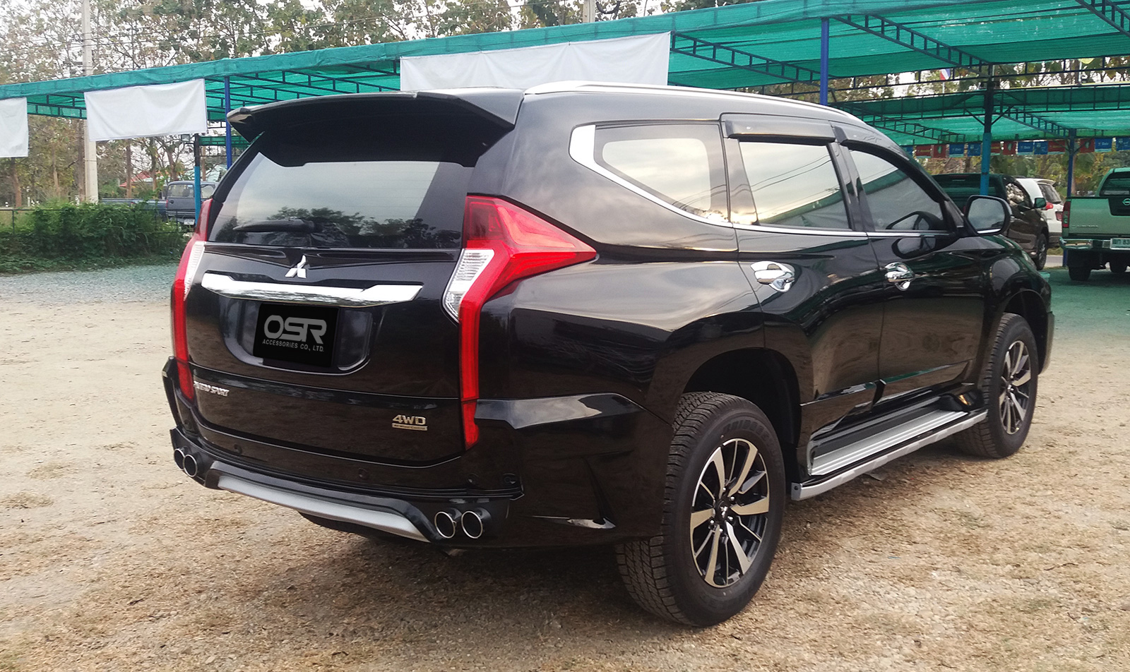 ชุดแต่งรถ สเกิร์ต-สปอยเลอร์ Pajero Sport 2016 ทรง J-TECK by OSR