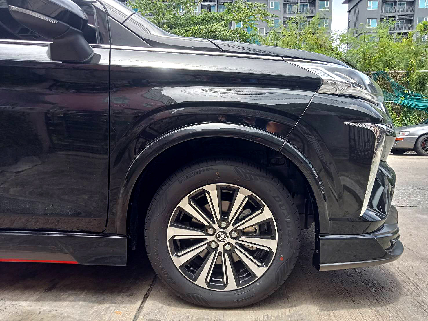 ชุดแต่งรถ-สเกิร์ต-สปอยเลอร์ Toyota Veloz 2022 ทรง SR-Limited