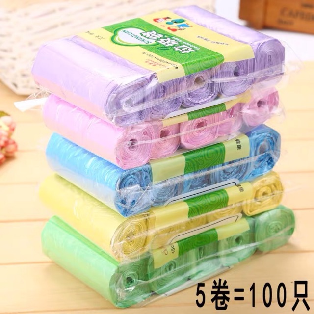 ถุงขยะ พกพา ถุงขยะขนาด 45×50 (รวมสี คือร้านสุ่มสีให้ ในแพคเป็นสีเดียวกันทั้งห้าม้วน) เหลือแคสีม้วง
