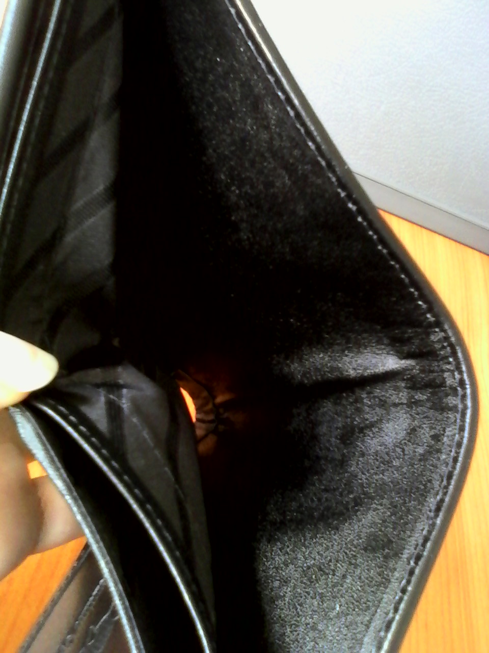 กระเป๋าหนังจระเข้แท้(หนังท้อง) สีดำ