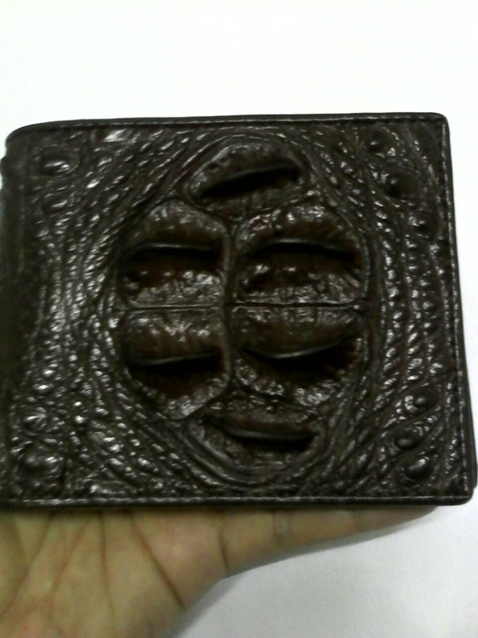 กระเป๋าหนังจระเข้แท้(กระดูกหัว) น้ำตาล2