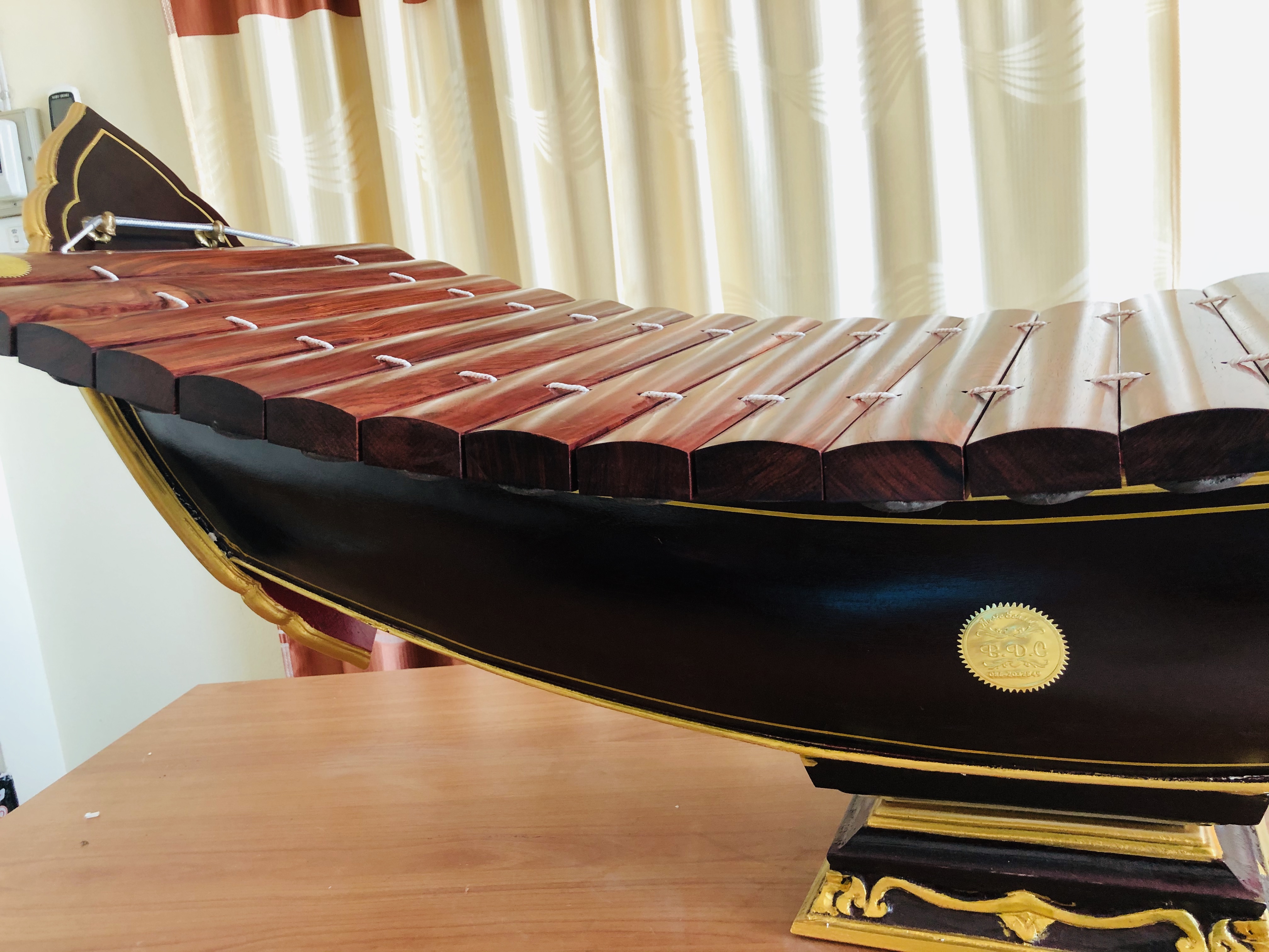 ระนาดพร้อมผืนไม้ชิงชัน-ระนาดเอกไม้ชิงชัน ราคา 9,000 - 9,900 - 12,000฿ สั่งสินค้า Line:@bdc_musicโทร 086-2032849