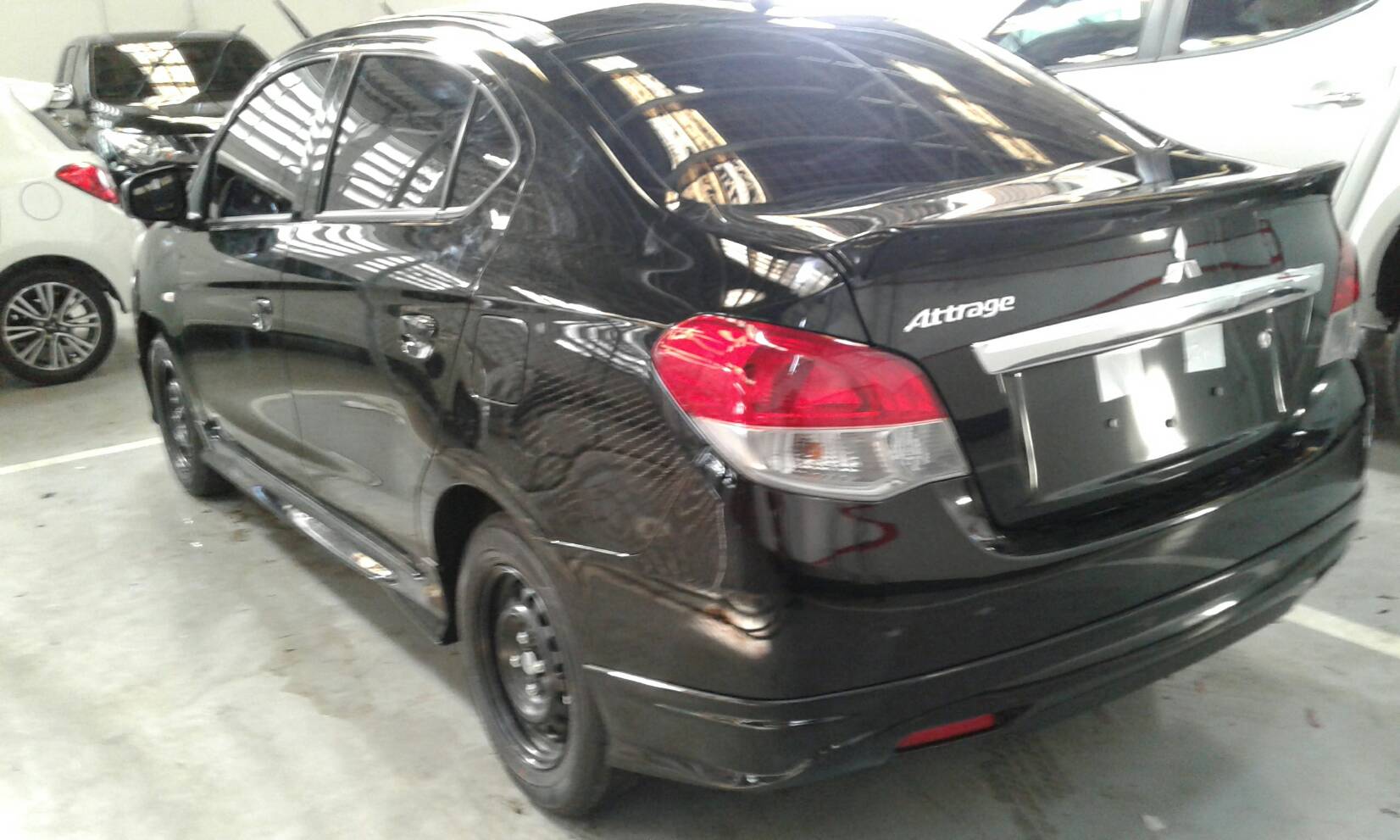 ชุดแต่งรถ สเกิร์ต-สปอยเลอร์ Attrage ทรงศูนย์ OEM by OSR