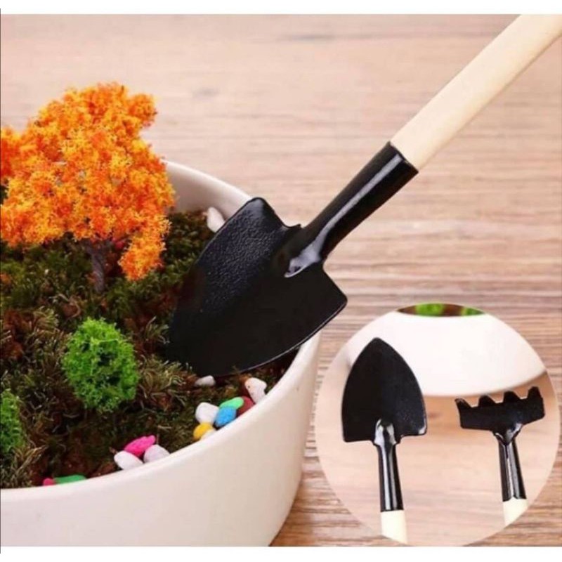 อุปกรณ์ปลูกต้นไม้ชุดพรวนดินขนาดเล็ก 3 ชิ้น (เสียมเรียว เสียมป้าน คราด)