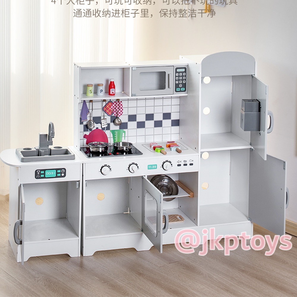 ⭐มีบริการประกอบใฟ้ ชุดครัว+ตู้เย็น สูง 96.5 ซม ไมโครเวฟ เตาอบ อ่างล้างจาน มีเสียง มีไฟ ชุดครัวไม้ของเล่น ชุดครัวเด็ก