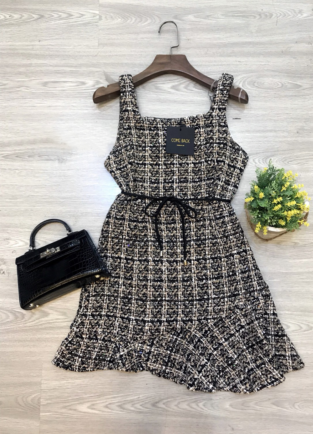 DS0107 เดรสแฟชั่น เดรสเกาหลี เดรสออกงาน ชุดออกงาน มินิเดรส เดรสสั้น ชุดทำงาน ชุดไปงานแต่ง เดรส (สีน้ำตาล)