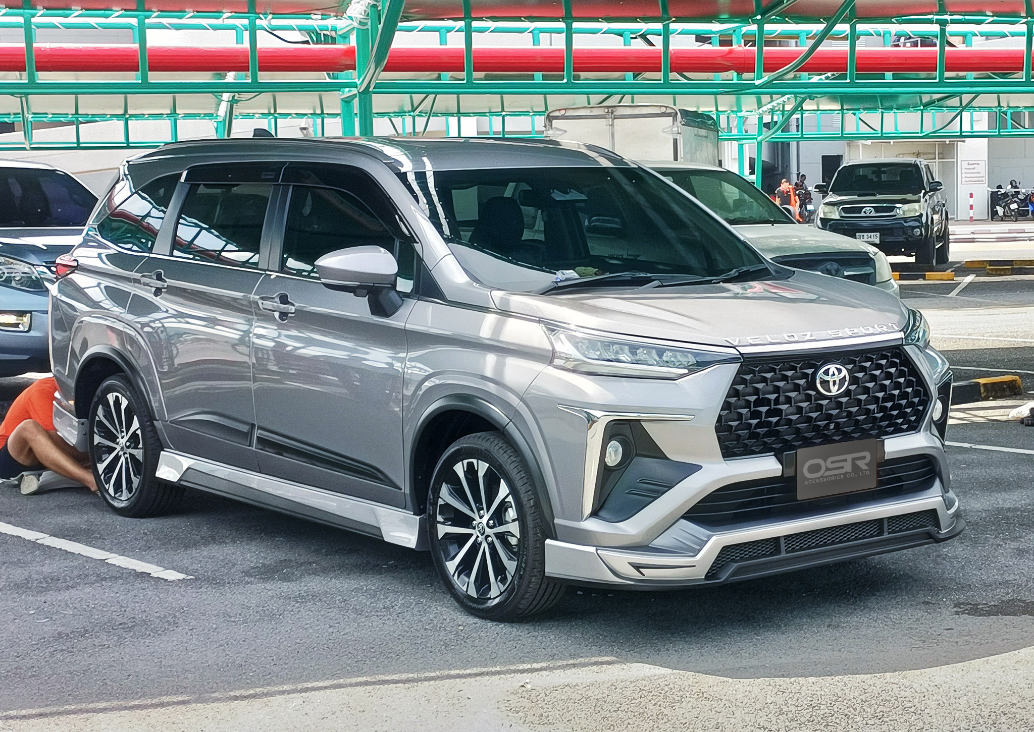 ชุดแต่งรถ-สเกิร์ต-สปอยเลอร์ Toyota Veloz 2022 ทรง SR-Limited