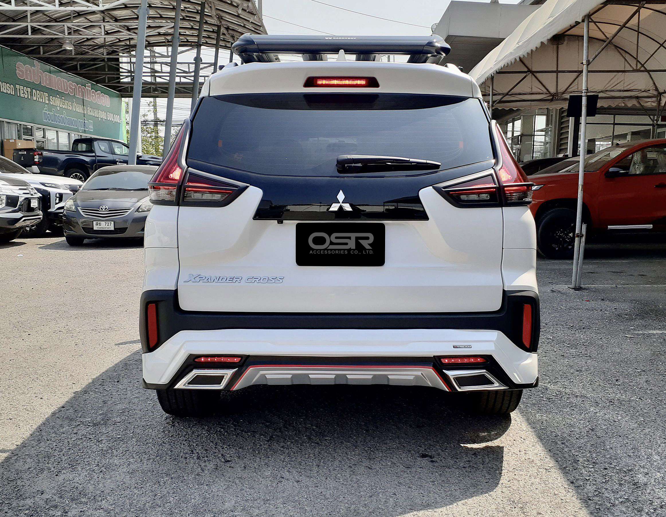 ชุดแต่งรถ Mitsubishi Xpander Cross ทรง X-Treme