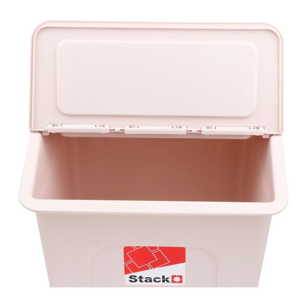 กล่องเก็บของ STACKO PARROT NEST 111 27 ลิตร สีเบจ