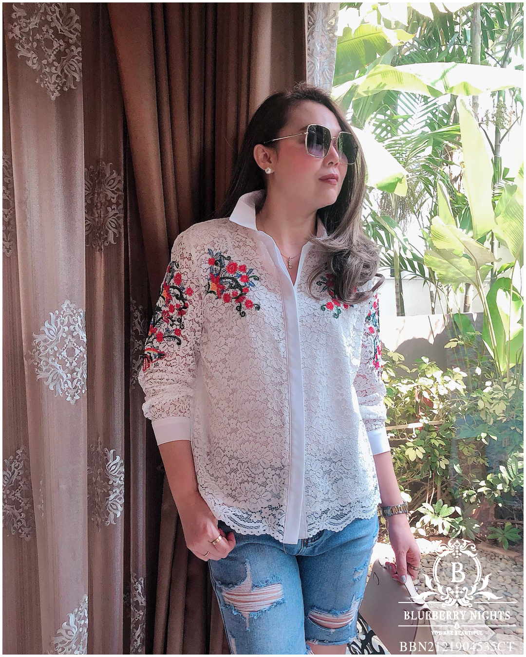 Sale++#Blueberry Nights B3641 เสื้อเชิ้ตลูกไม้อิตาลีปักลายดอกไม้ ผ้าลูกไม้อิตาลีเกรดพรีเมี่ยมเนื้อนุ่มเบาใส่สบายมากค่ะ แพทเทิร์นเสื้อเชิ้ตกระดุมหน้ายาวตลอด ดีเทลด้านหน้าปักดิ้นลายดอกไม้สวยหรูค่ะ มีซับในทั้งตัว ♡เหมาะสำหรับสาวๆรอบอก(36-44)♡ ร