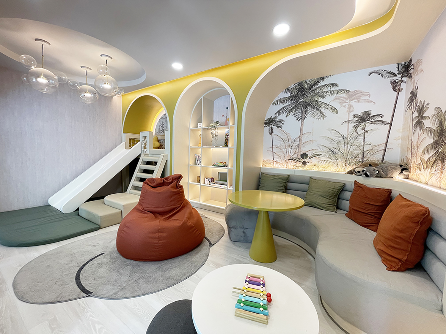 ขายคอนโดพร้อมผู้เช่า แอทโมซ พอร์เทรด ศรีสมาน