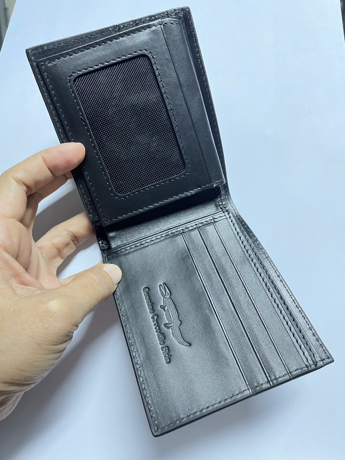 กระเป๋าหนังจระเข้แท้(หนังท้อง) สีดำ