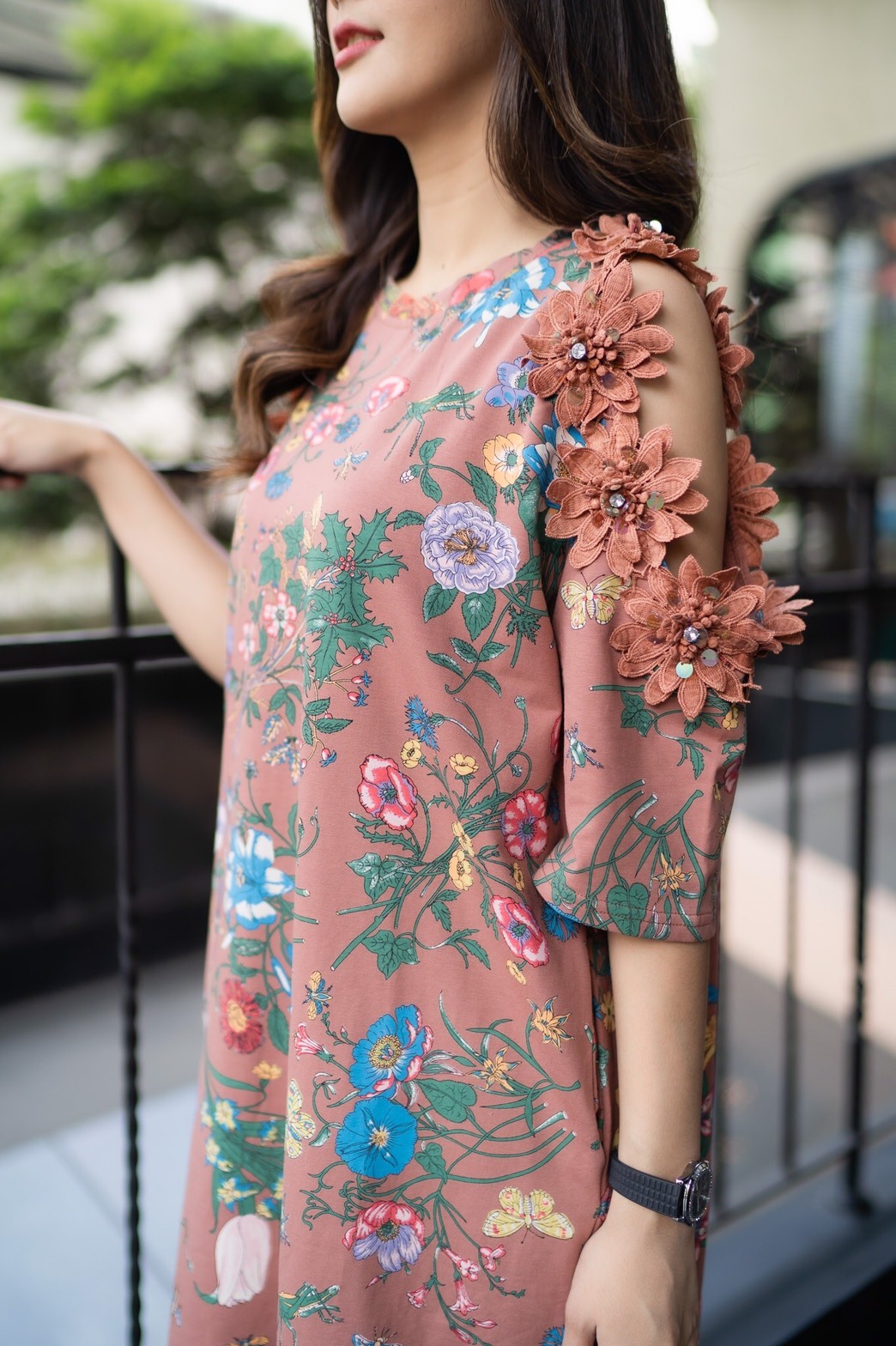 SaLe++#Cutie Minute 14109 เดรสผ้ายืดSpendexเกาหลีเกรดพรีเมียม ผ้าเนื้อเนียนละเอียด ผ้าดีมาก ผ้ายืดได้เยอะมากค่ะ ดีเทลแขนเว้าหัวไหล่ประดับลูกไม้ 3 มิติรอบๆ เดรสเรียบหรูใส่แล้วดูแพงมากค่ะ มีกระเป๋าซ่อน บอกเลยค่ะตัวนี้งานดีสวยมากค่ะ ** Mask ทรงสวยปรับเข้ากับ