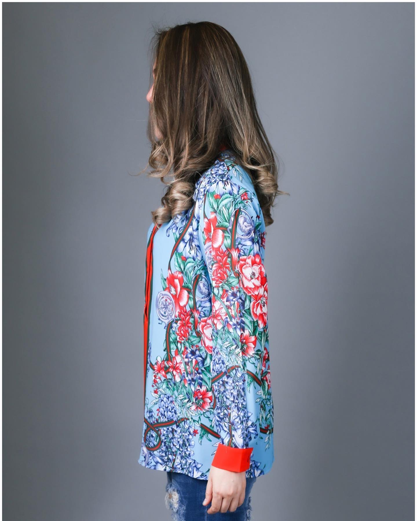 Sale+++#Blueberry Nights B3655 เสื้อทูนิคเชิ้ตแขนยาวพิมพ์ลายทั้งตัว ผ้าโพลีเอสเตอร์ผสมชีฟองเนื้อนุ่มสวยสุดหรู ผ้าเนื้อดีสัมผัสนุ่มใส่สบายมากๆค่ะ ดีเทลผ้าพิมพ์ลายทั้งตัวสวยคมชัดสีสดใสเกรดพรีเมี่ยม แพทเทิร์นคอวีทูนิคกระดุมหน้า3เม็ด ปลายแขนเชิ้ตติดกระดุม &#x